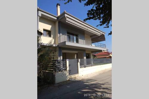  Danais Guesthouse, Unterkunft in Tríkala