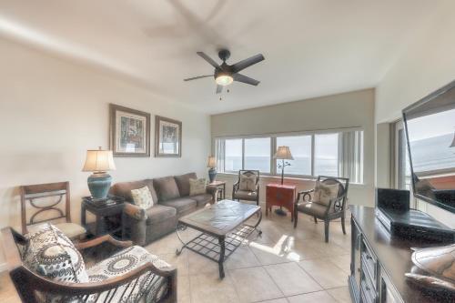 Captains Walk Condos - image 3