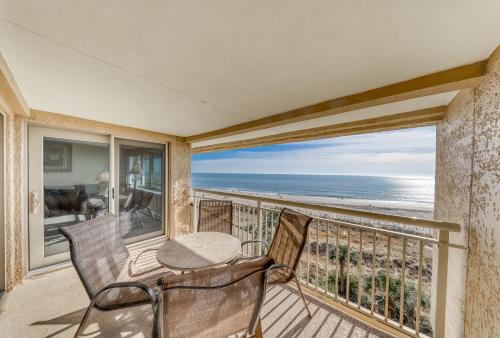 Captains Walk Condos - image 6