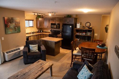Top 12 Radium Hot Springs Vacation Rentals Apartments Hotels