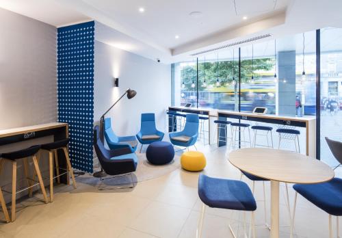 Holiday Inn Express Dublin City Centre an IHG Hotel - image 3