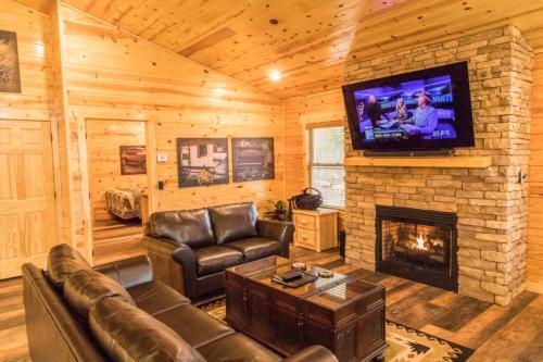 New two bedroom cabin-NOW available to book! home - image 6