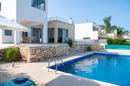 Esprit Villa 25 Latchi - image 7