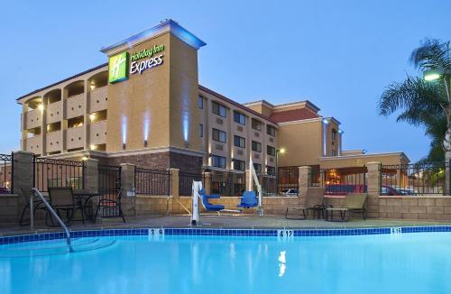 Holiday Inn Express San Diego South - National City, an IHG Hotel