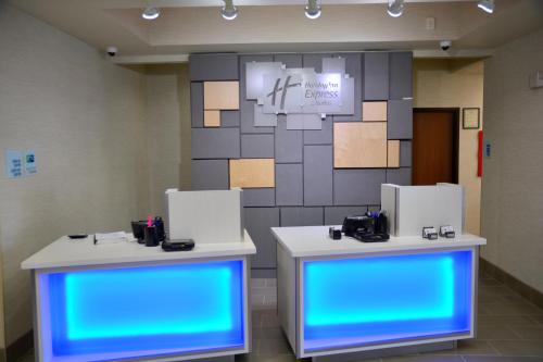 Holiday Inn Express Tomball an IHG Hotel - image 7