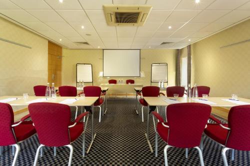 Holiday Inn Express Southampton - M27 J7 an IHG Hotel - image 12