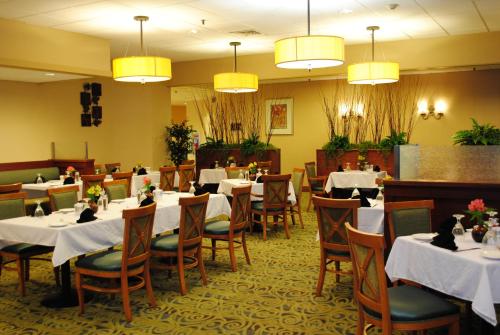 Radisson Hotel Reading - image 7