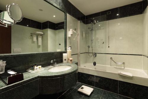 Holiday Inn Turin Corso Francia - image 5