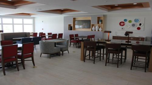 Holiday Inn Express Orlando - South Davenport, an IHG Hotel