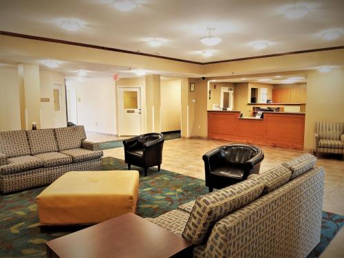 Candlewood Suites Macon, an IHG Hotel