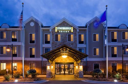 스테이브리지 스위트 밀워키 웨스트-오코노모웍 바이 IHG - 숙소 외관