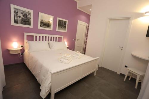 Delia Rooms & Gallery, Неаполь