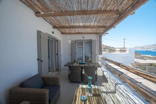  Villa Maroon VII by The Pearls Collection in Mykonos Stadt