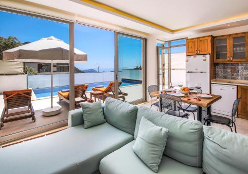 Villa 2 Sleeps 4 Isolated Honeymoon-Villa Sardunya in Islamlar