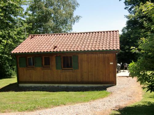 Chalet en Auvergne -Pêche gîte à louer Glénat