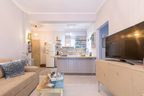  Stylish, comfy apartment by Konnect, Corfu city center in Korfu-Stadt