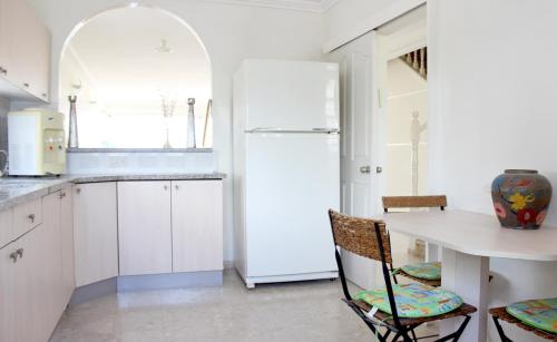 kuhinja, Rachel imenu Duplex Apartment Amazing sea view in Ashdod