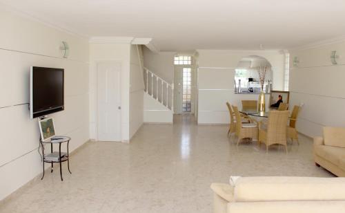 Sadržaji, Rachel imenu Duplex Apartment Amazing sea view in Ashdod