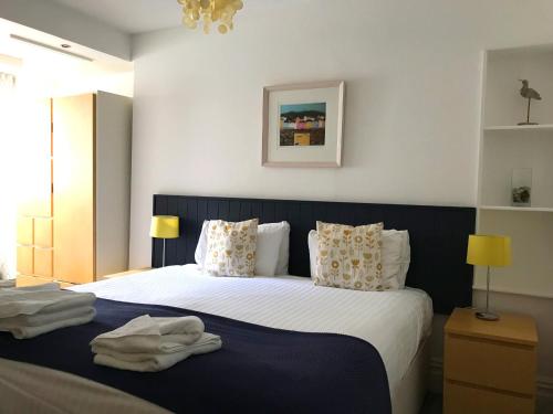 Seabreeze Restaurant With Rooms Room Type - Standard Twin Room