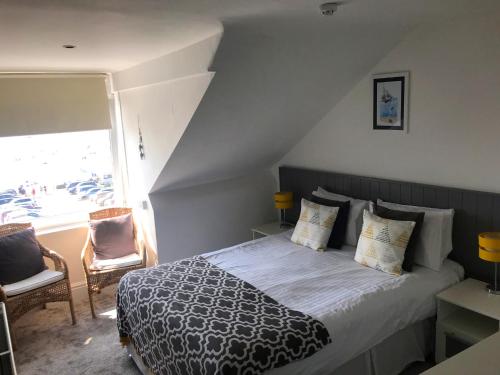 Seabreeze Restaurant With Rooms - image 7