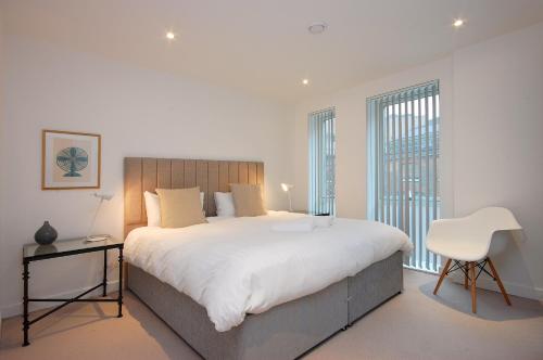 Bright Godfrey Place Nest - Hen21, Hoxton, London