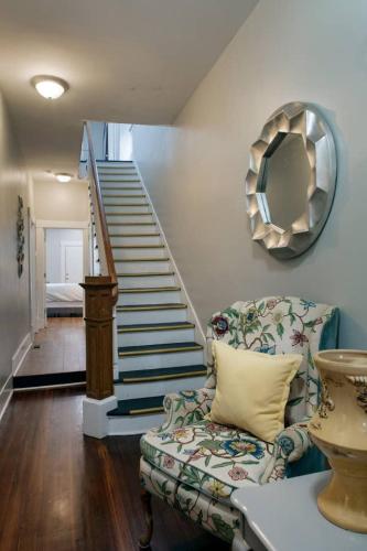 Huge 5 bed 5 bath in Historic Downtown Savannah - image 7