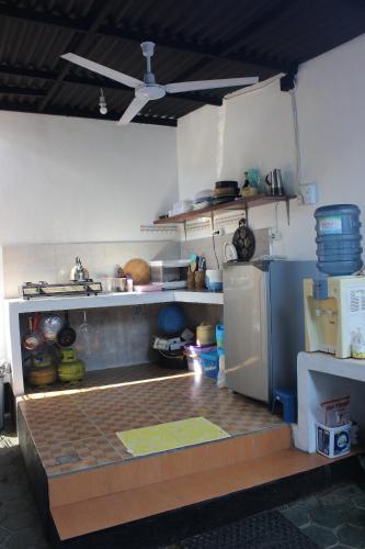 Studio Backpacker, Senggigi
