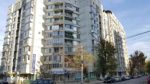 Lux Apartments New Building in the center Chisinau