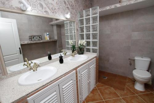 Casa Rural Mérida (Casa Rural Merida) in Aljucen