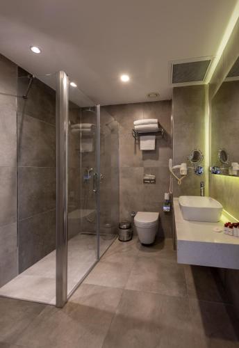 230464861 Nova Plaza Crystal Hotel & Spa