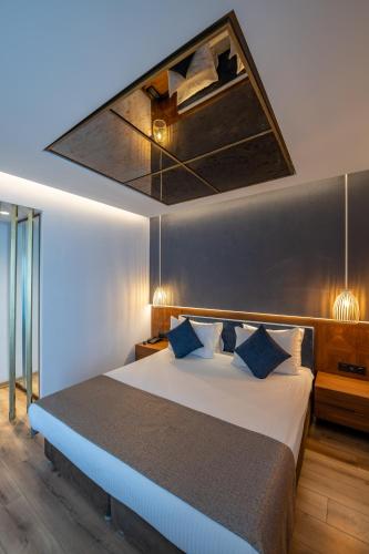 230469075 Nova Plaza Crystal Hotel & Spa