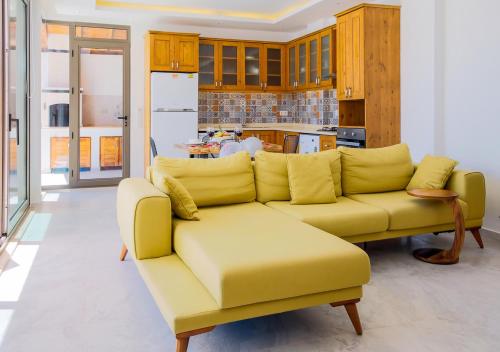 Villa Bella 3 Sleeps 4 Isolated Honeymoon Heated Pool