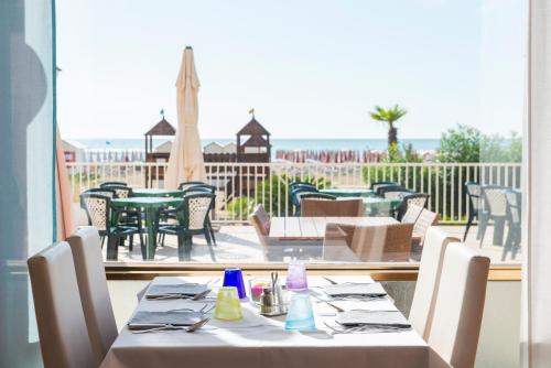 Restaurant, Hotel Columbus in Caorle