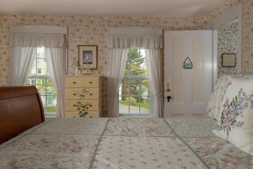 Camden Maine Stay Inn image 2