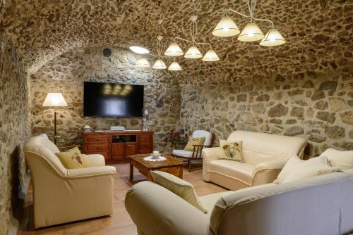  Can Marti, nice rural holiday home in Capmany