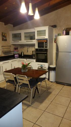 Kitchen, VILLA KAYOU in Deshaies