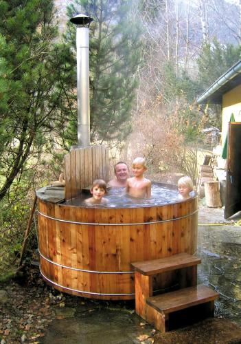 Ferienhaus Mandl Garten Sauna Hot Pot Pool