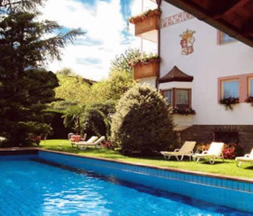 Kert, Hotel Brunner in Meran