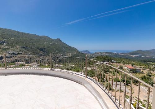 Kilátás, Villa 5 Sleeps 6 Isolated Pool See and Montain View-Villa Kartal Yuvası in Islamlar