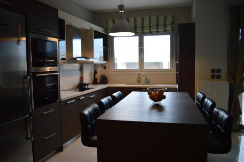  Modern Deluxe Apartment in Yiofirákia