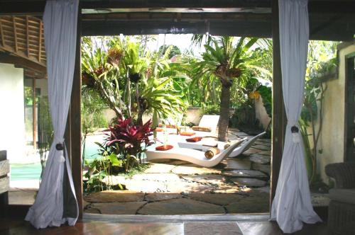 Phinisi Villas - Seminyak Beach Room Type - Two-Bedroom Villa with Private Pool - Sampan Phinisi Villas - Seminyak Beach Room Type - Two-Bedroom Villa with Private Pool - Sampan