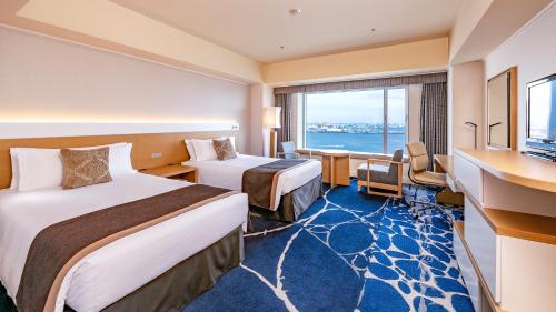 Premium Twin Room with Harbour View