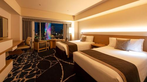 Premium room, 2 Single beds with City View