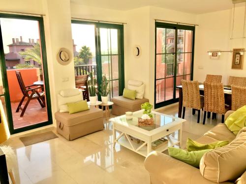 Einrichtungen, PENTHOUSE BLUELINE IN SIERRA CORTINA in Golf Bahia