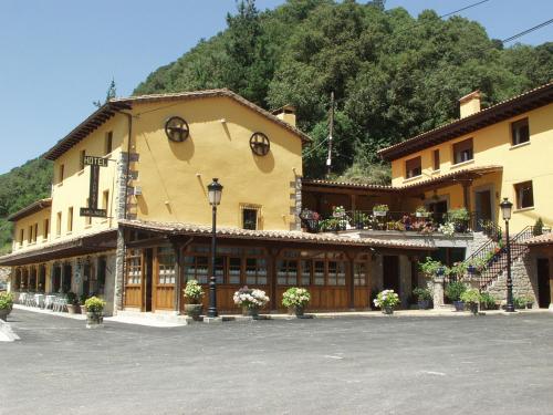 Hotel La Molinuca Hotel de charme Cuñaba