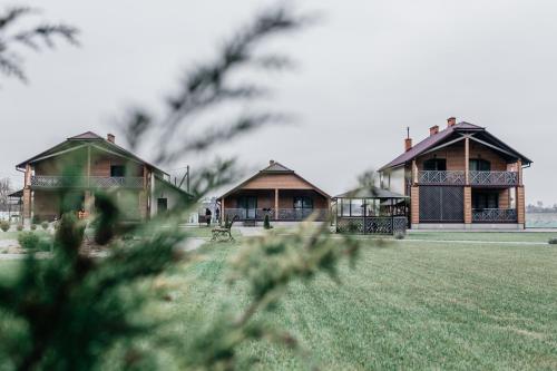 . Agrousadba Monomakh Estate