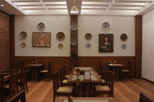 Restaurant, Baratha Hotel & Resto in Bondowoso