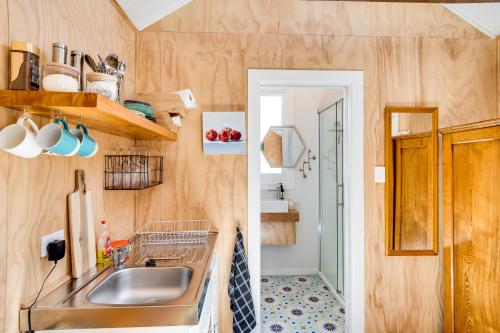 Ahuriri Studio Cottage in อฮูริรี