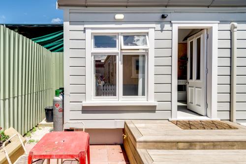 Ahuriri Studio Cottage in อฮูริรี
