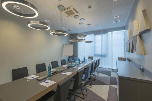 Holiday Inn Express - Wuppertal - Hauptbahnhof an IHG Hotel - image 4